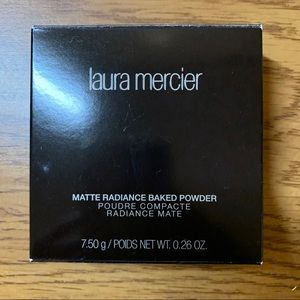 Laura Mercier Matte Radiance Baked Powder